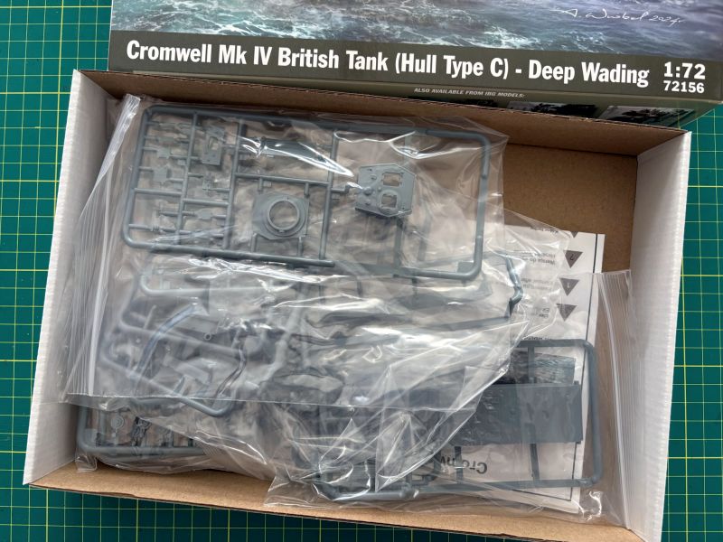 Maquette IBG Cromwell 1/72 – Char Britannique WWII, Modélisme Historique, Kit Plastique à Monter (IBG 72111)